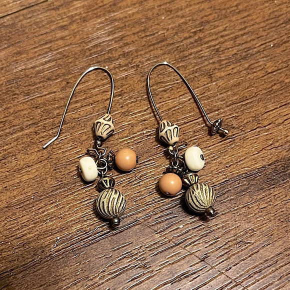 Beaded Stone Boho Dangle Drop Earrings - Picture 5 of 9